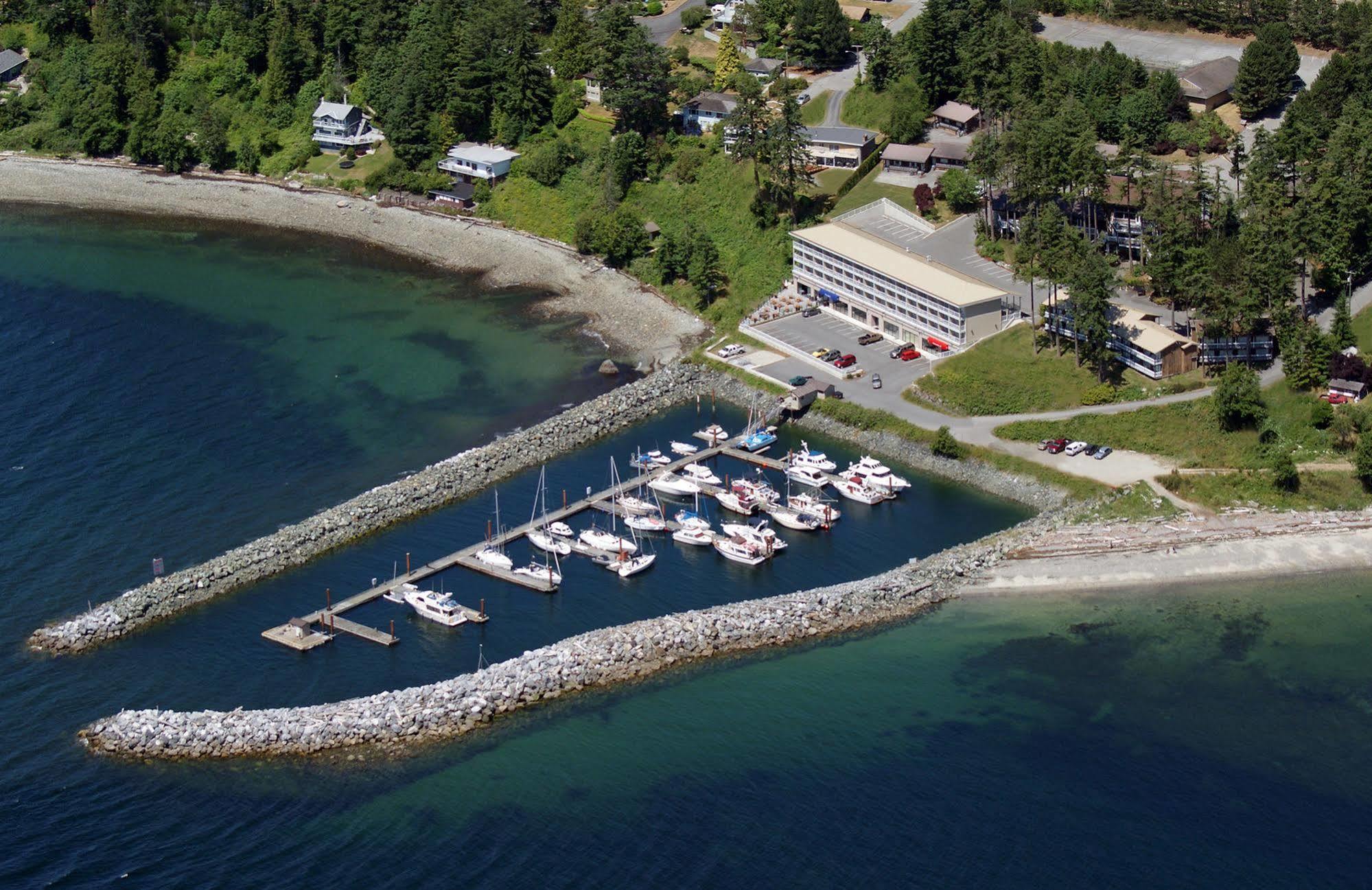 Beach Gardens Resort And Marina Powell River Kültér fotó